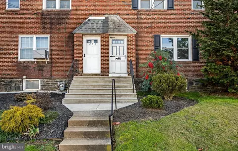 Exterior - 257 E Township Line Rd, Upper Darby, PA 19082 photo 3 of 8