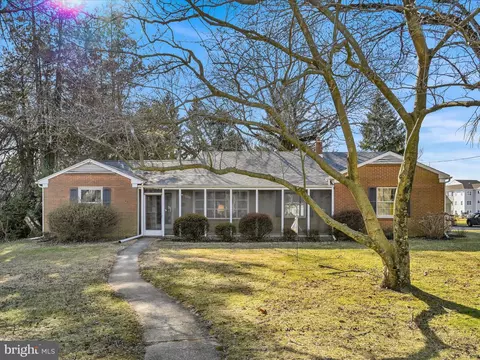3420 Williamson Ave, Brookhaven, PA 19015