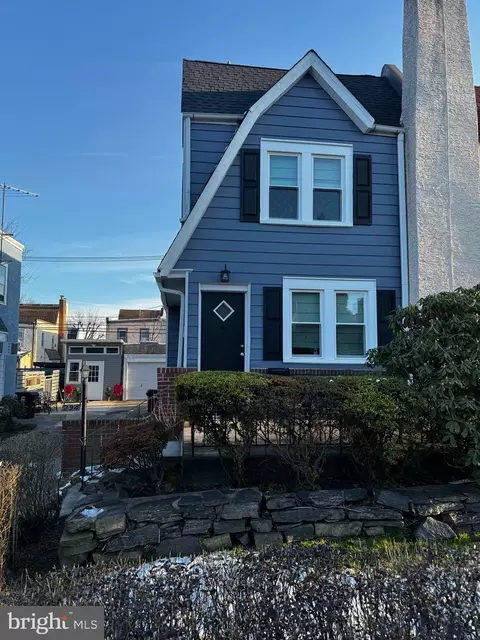 294 W Essex Ave, Lansdowne, PA 19050