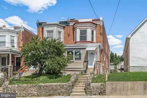 41 W Baltimore Ave, Clifton Heights, PA 19018