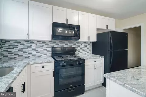 Kitchen - 146 Normandy Rd, Upper Darby, PA 19082 photo 5 of 5