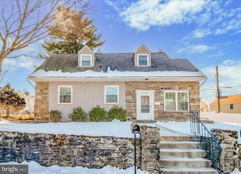 2588 Radcliffe Rd, Broomall, PA 19008