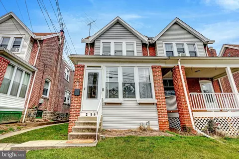 219 Wolfenden Ave, Collingdale, PA 19023