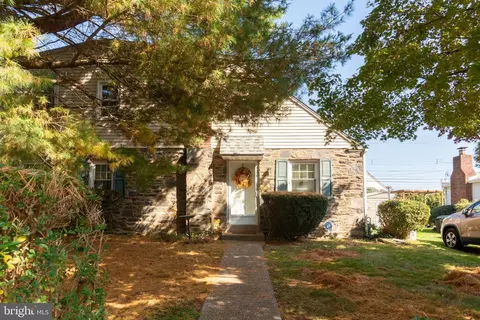 905 W Penn Pines Blvd, Aldan, PA 19018