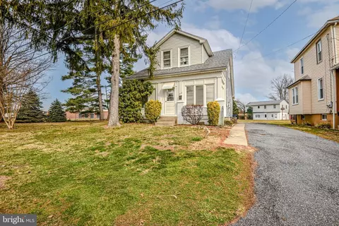 2123 Norton Ave, Marcus Hook, PA 19061