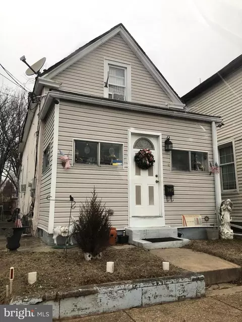 140 S Governor Printz Blvd, Essington, PA 19029