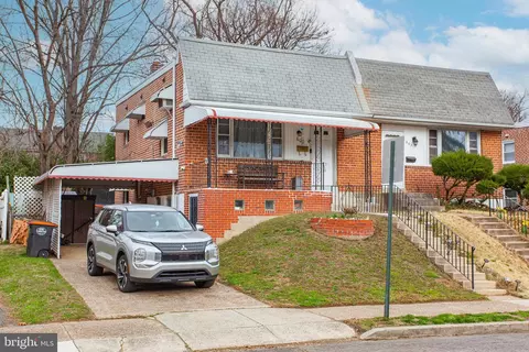 600 E 23rd St, Chester, PA 19013