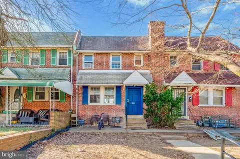 2422 Upland St, Chester, PA 19013