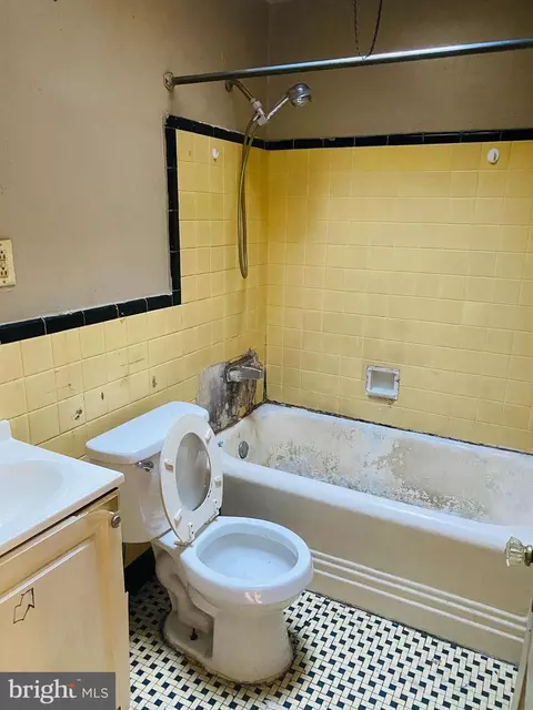 522 Timberlake Rd, Upper Darby, PA 19082 photo 8