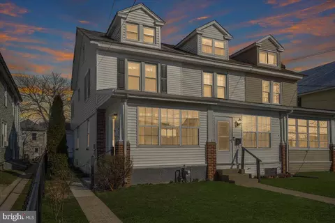 1639 Ward St, Linwood, PA 19061