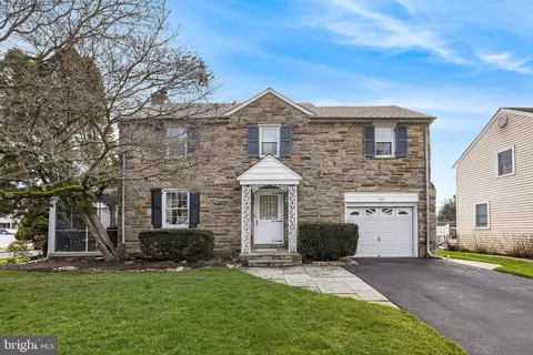 325 Wyndmoor Rd, Springfield, PA 19064