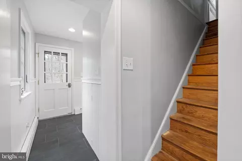 Entry Way - 533 Brookside Ave, Wayne, PA 19087 photo 5 of 5