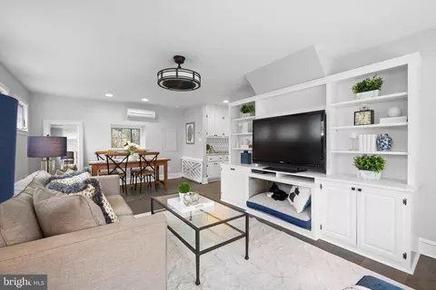 Living - 533 Brookside Ave, Wayne, PA 19087 photo 6 of 6