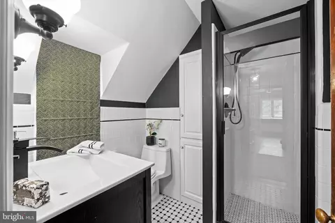 Bath - 533 Brookside Ave, Wayne, PA 19087 photo 4 of 4