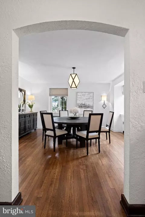 Dining - 533 Brookside Ave, Wayne, PA 19087 photo 3 of 5