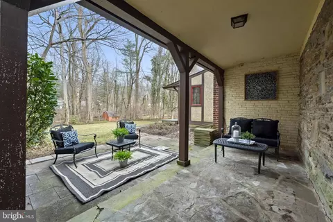 Exterior - 533 Brookside Ave, Wayne, PA 19087 photo 2 of 9