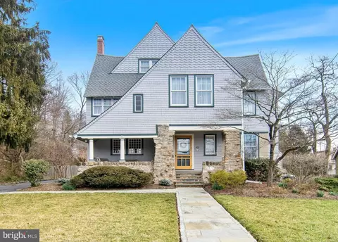 421 Woodland Ave, Wayne, PA 19087