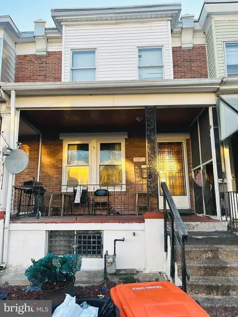 828 Mcdowell Ave, Chester, PA 19013