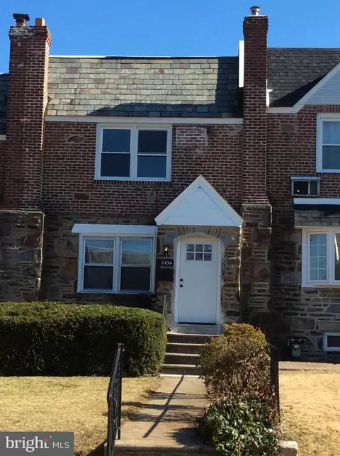 2434 Cedar Ln, Drexel Hill, PA 19026
