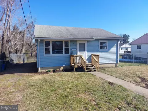 2415 Felton Ave, Chester, PA 19013