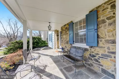 Exterior - 332 Oak Ter, Wayne, PA 19087 photo 3 of 16