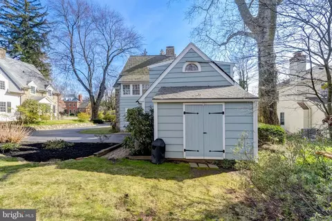 Exterior - 332 Oak Ter, Wayne, PA 19087 photo 11 of 16