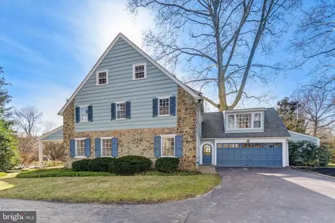 Exterior - 332 Oak Ter, Wayne, PA 19087 photo 5 of 16