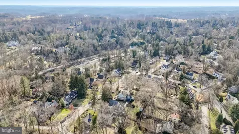 View/Area - 332 Oak Ter, Wayne, PA 19087 photo 2 of 3