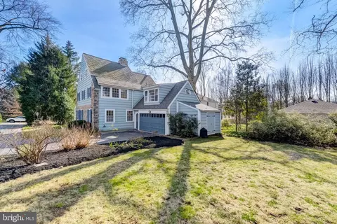 Exterior - 332 Oak Ter, Wayne, PA 19087 photo 10 of 16