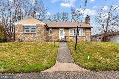 131 Fairview Ave, Lansdowne, PA 19050