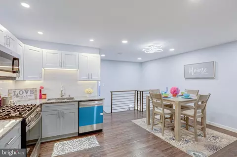 915 Burnside Rd, Sharon Hill, PA 19079
