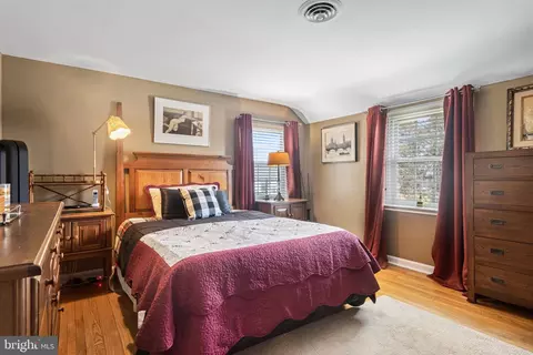 Bedroom - 200 Summit Rd, Springfield, PA 19064 photo 5 of 5