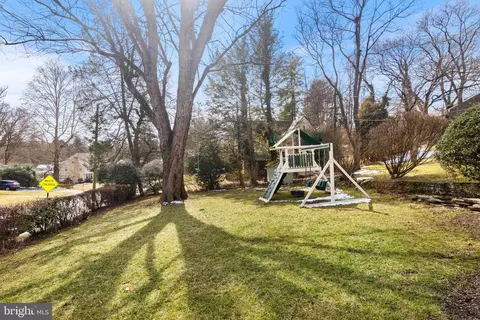 Exterior - 200 Summit Rd, Springfield, PA 19064 photo 4 of 6