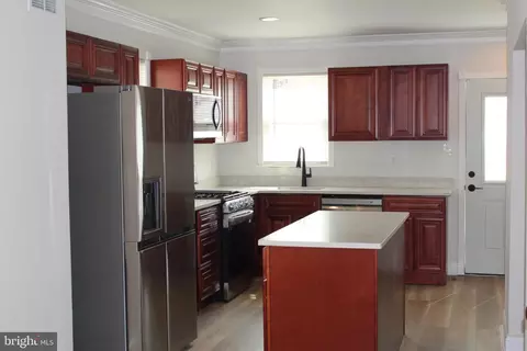 7 E 9th St, Marcus Hook, PA 19061 photo 11