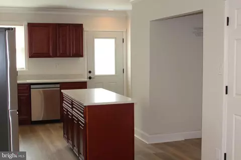 7 E 9th St, Marcus Hook, PA 19061 photo 10
