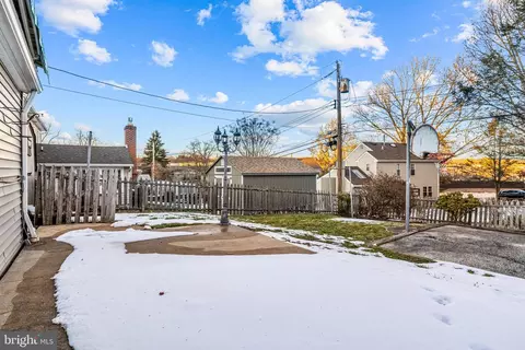 View/Area - 7 Longwood Dr, Wayne, PA 19087 photo 1 of 1