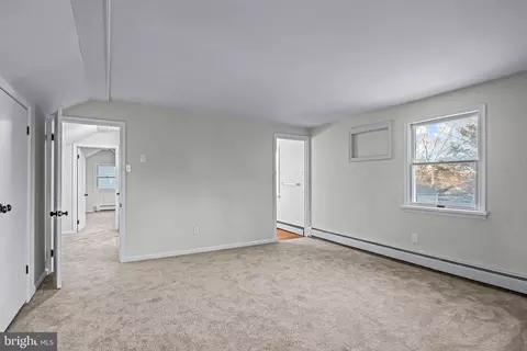 Bedroom - 7 Longwood Dr, Wayne, PA 19087 photo 2 of 2