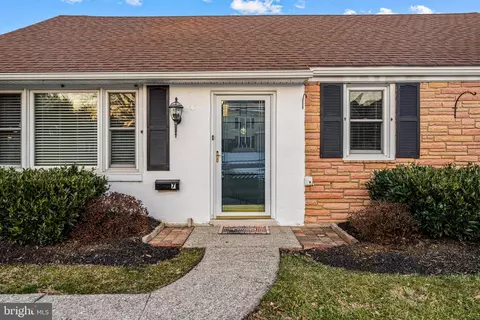 Exterior - 7 Longwood Dr, Wayne, PA 19087 photo 2 of 9