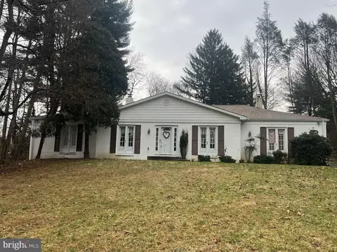 345 Farnum Rd, Media, PA 19063