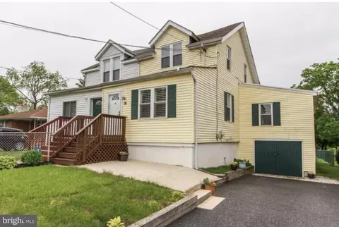 14 Nicholas Ct, Aston, PA 19014