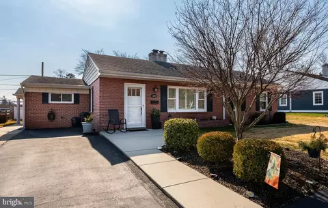 309 Rose Ln, Broomall, PA 19008