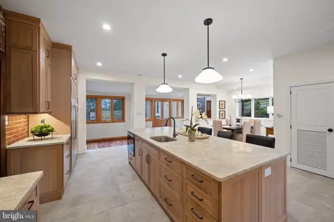 Kitchen - 734 Brooke Rd, Wayne, PA 19087 photo 2 of 6