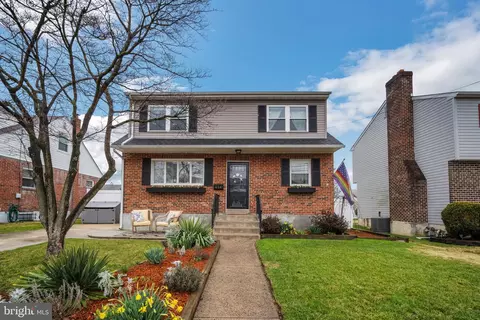 414 Ridley Ave, Folsom, PA 19033
