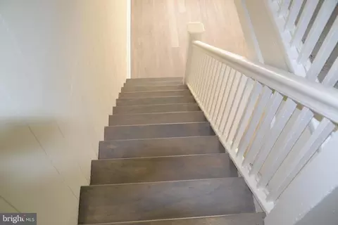 Entry Way - 83 Springton Rd, Upper Darby, PA 19082 photo 4 of 5