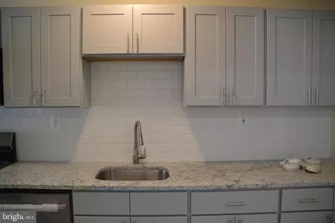 Kitchen - 83 Springton Rd, Upper Darby, PA 19082 photo 4 of 4