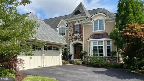 206 Valley Ridge Rd, Haverford, PA 19041