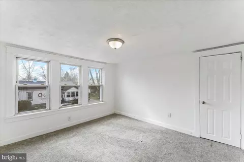 14 Taylor Ave, Boothwyn, PA 19061 photo 13