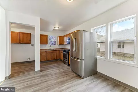 14 Taylor Ave, Boothwyn, PA 19061 photo 9