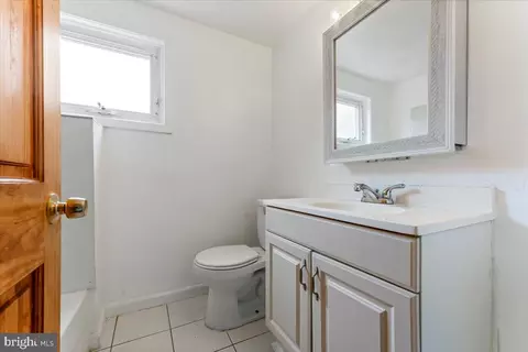 14 Taylor Ave, Boothwyn, PA 19061 photo 16