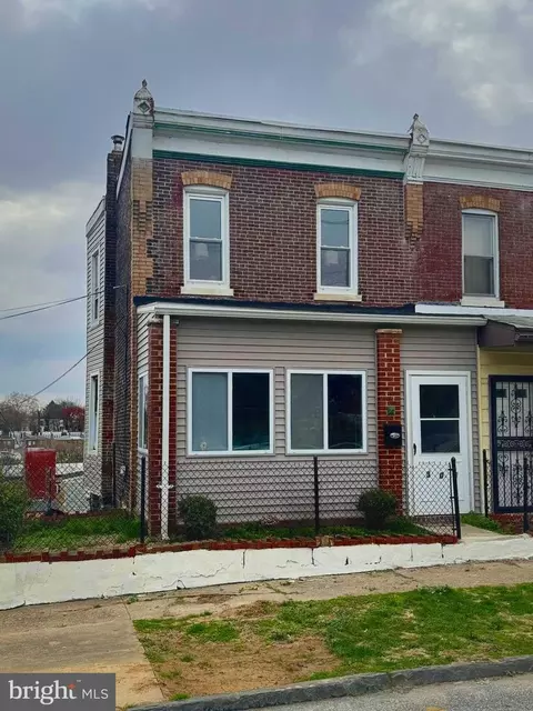 301 Poplar St, Darby, PA 19023